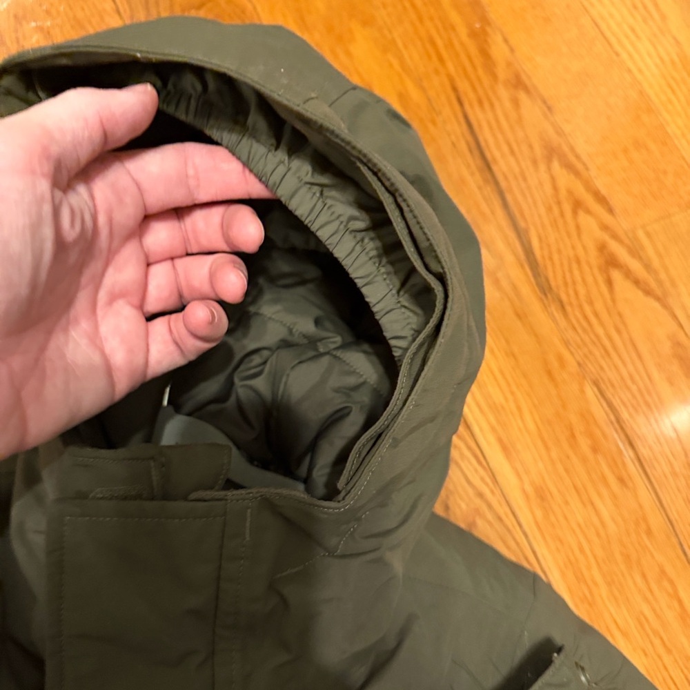 The North Face Olive Hooded Parka - Picture 4 of 7